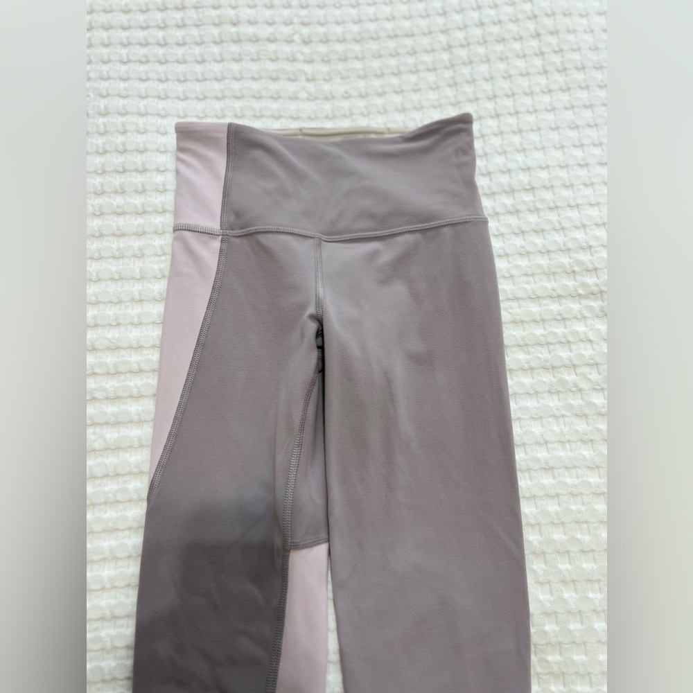 Athleta Elation Asymmetrical 7/8 Tight in Powervita Colorblock Lilac Stone - Picture 4 of 16